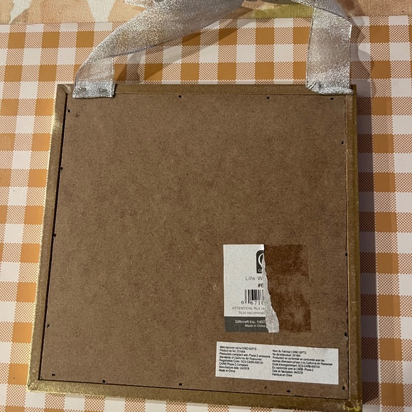 Merry Christmas Sparkle Wall Hanging Gold Face White Frame w/Silver Ribbon NWT - Picture 4 of 4